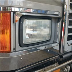 TXTM-1203 - Mack CH Single Headlight Visor - Set Forward Axle