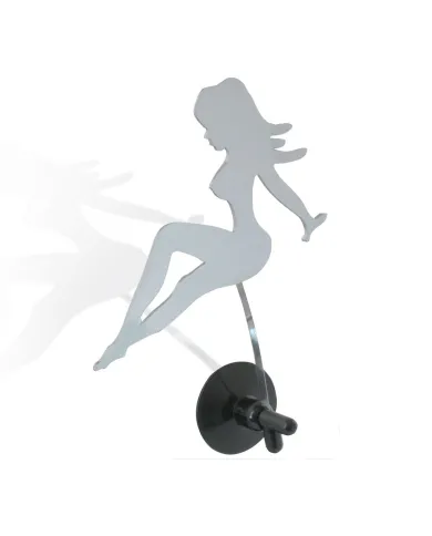 GG93330 - CR. PLASTIC WAVING LADY W/SUCTION CUP
