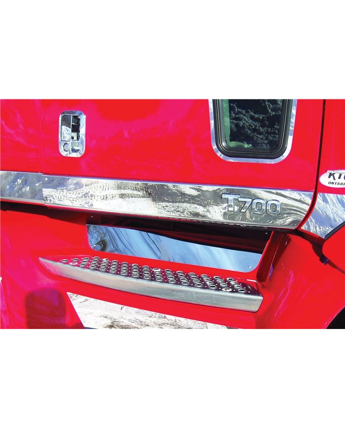(BOX) STAINLESS KENWORTH T700 FRONT UPPER STEP KICK PLATE (BOX) STAINLESS KENWORTH T700 FRONT UPPER STEP KICK PLATE