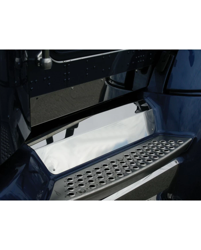 (BOX) STAINLESS 2010+ KENWORTH T660 (EPA) FRONT UPPER STEP KICK PLATE
