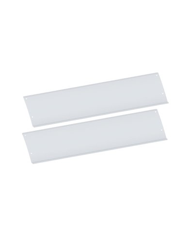 (CARD) STAINLESS 2003-2005 VOLVO VN FRONT LOWER STEP KICK PLATE (CARD) STAINLESS 2003-2005 VOLVO VN FRONT LOWER STEP KICK PLATE