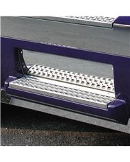 (CARD) STAINLESS 2003-2005 VOLVO VN FRONT LOWER STEP KICK PLATE