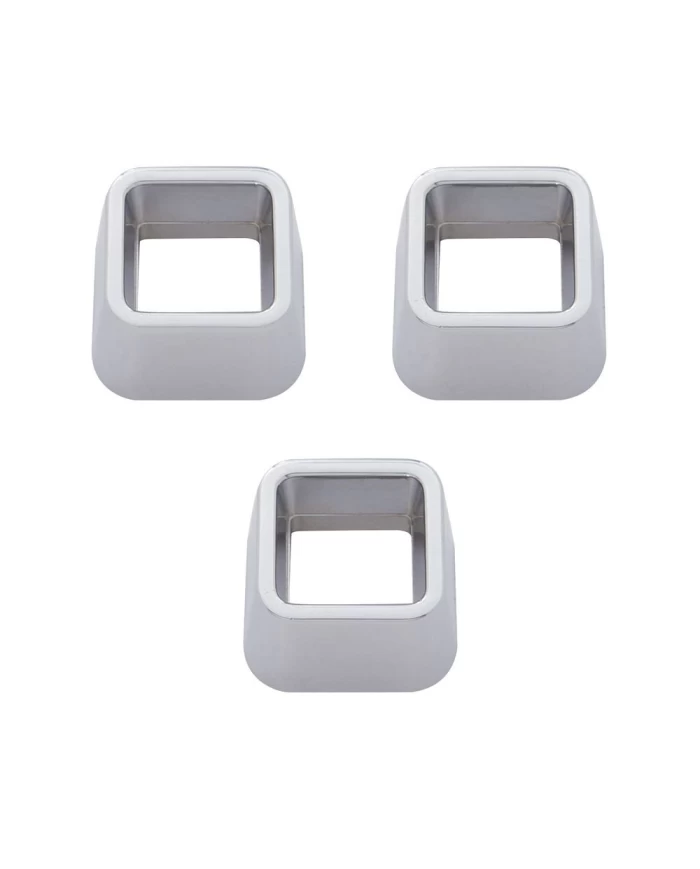 (3/CARD) CHROME PLASTIC KENWORTH TURN INDICATOR TRIM (3/CARD) CHROME PLASTIC KENWORTH TURN INDICATOR TRIM