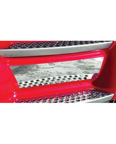 UP29047-Stainless Kenworth T700 Front Lower Step Kick Plate