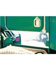 Kenworth T600 Door Kick Plate (1998+) Kenworth T600 Door Kick Plate (1998+)
