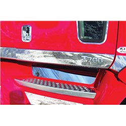 UP29048-Stainless Kenworth T700 Front Upper Step Kick Plate