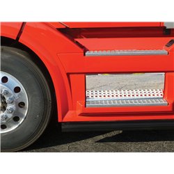 UP29060-Stainless Front Lower Step Kick Plate For 2006-2017 Volvo VNL