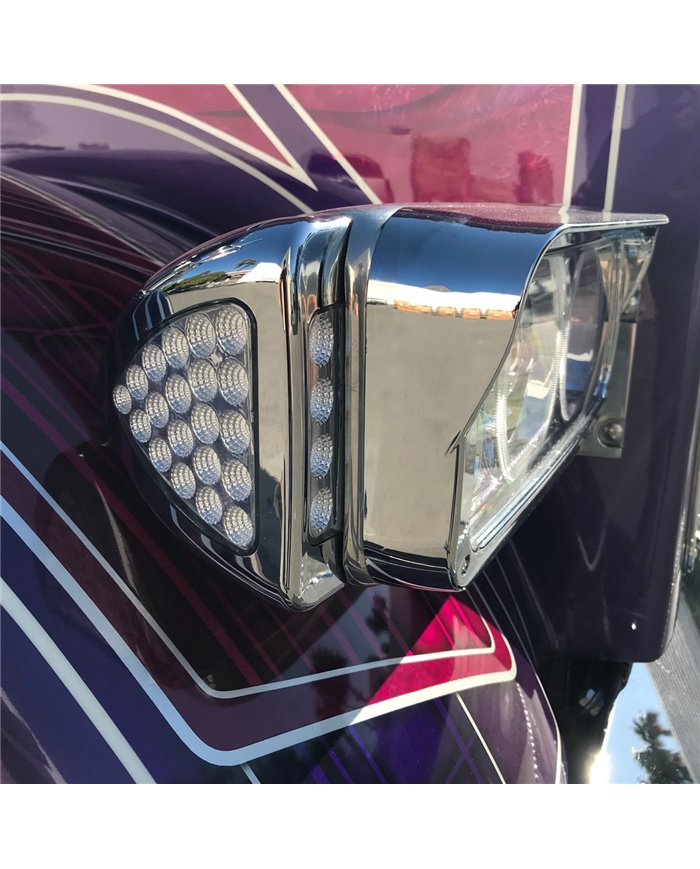 Peterbilt Side Headlight Triangle Dual Revolution Amber/Purple LED (24 Diodes) Peterbilt Side Headlight Triangle Dual Revolution Amber/Purple LED (24 Diodes)
