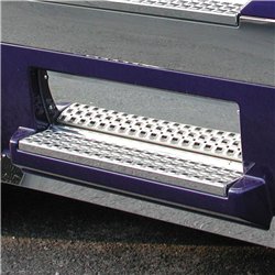 UP29062-Polished Stainless Steel Lower Front Step Kick Plates For 2003-05 Volvo VN Series