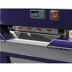 UP29064-Stainless Front Upper Fairing Kick Plate For 2003+ Volvo VN